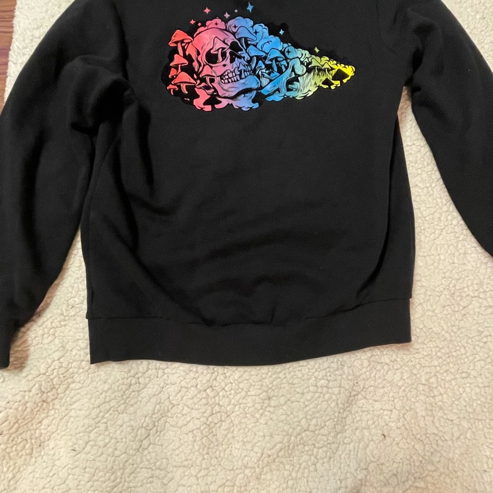 Converse blacklight black crew neck sweatshirt size m